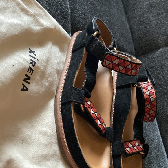 XIRENA ANAIS SANDAL Black and Red suede Sandals size 8 - Picture 6 of 6